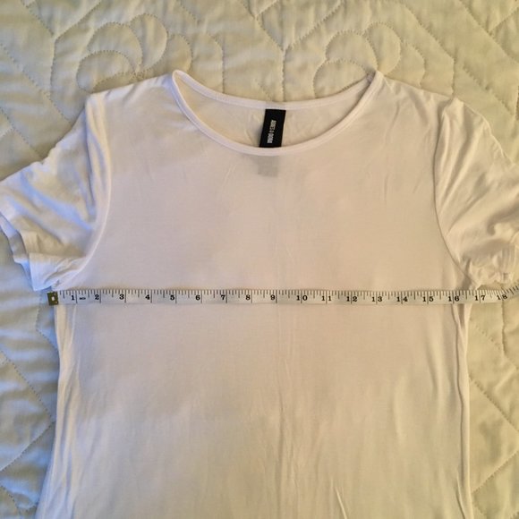 ⚪ Agnes & Dora super soft white basic tee - Picture 12 of 13